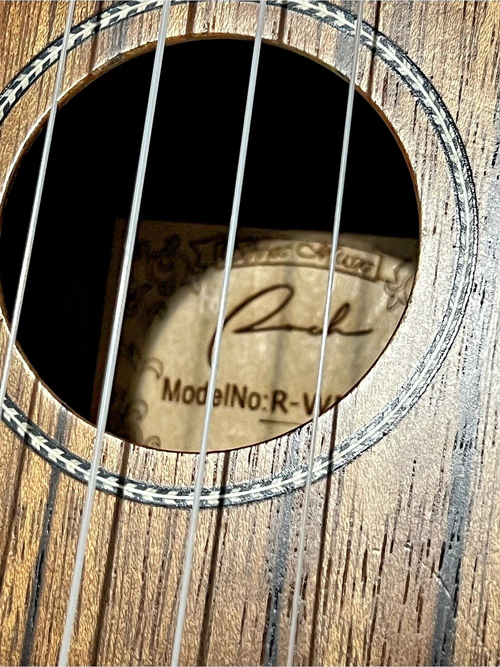 RANCH 21-INCH SOLID ACACIA CONCERT UKULELE – OPEN GLOSS FINISH - Picture 3 of 5